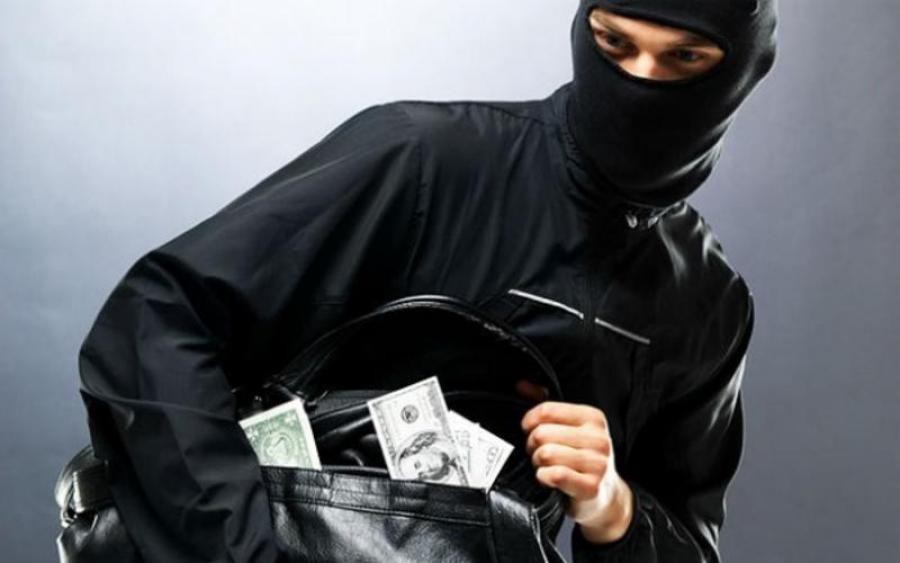 Vấn đề pháp lý cho bảo vệ khi ngân hàng bị cướp
