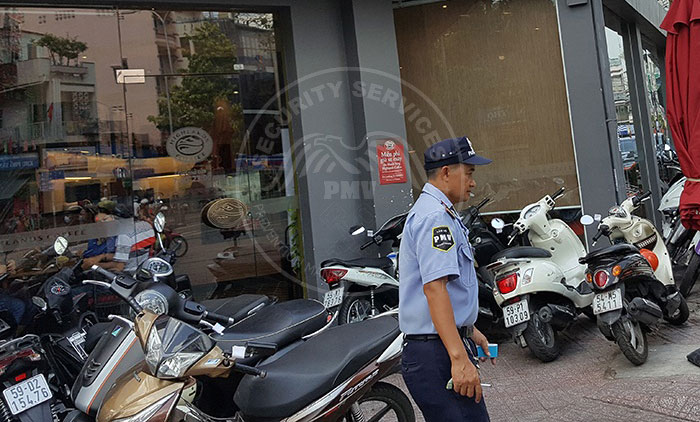 Dịch vụ bảo vệ giá rẻ tại Thanh Xuân - Bảo vệ cửa hàng